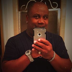 Meet your Posher, Larry